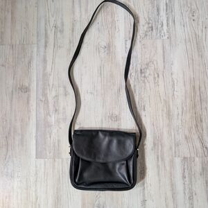 Vintage Lorenzo Made In Italy Black Leather Crossbody Bag With Gold Accents